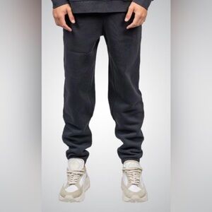 D.RT Tonal Sweatpants Size 5 in Color Black
